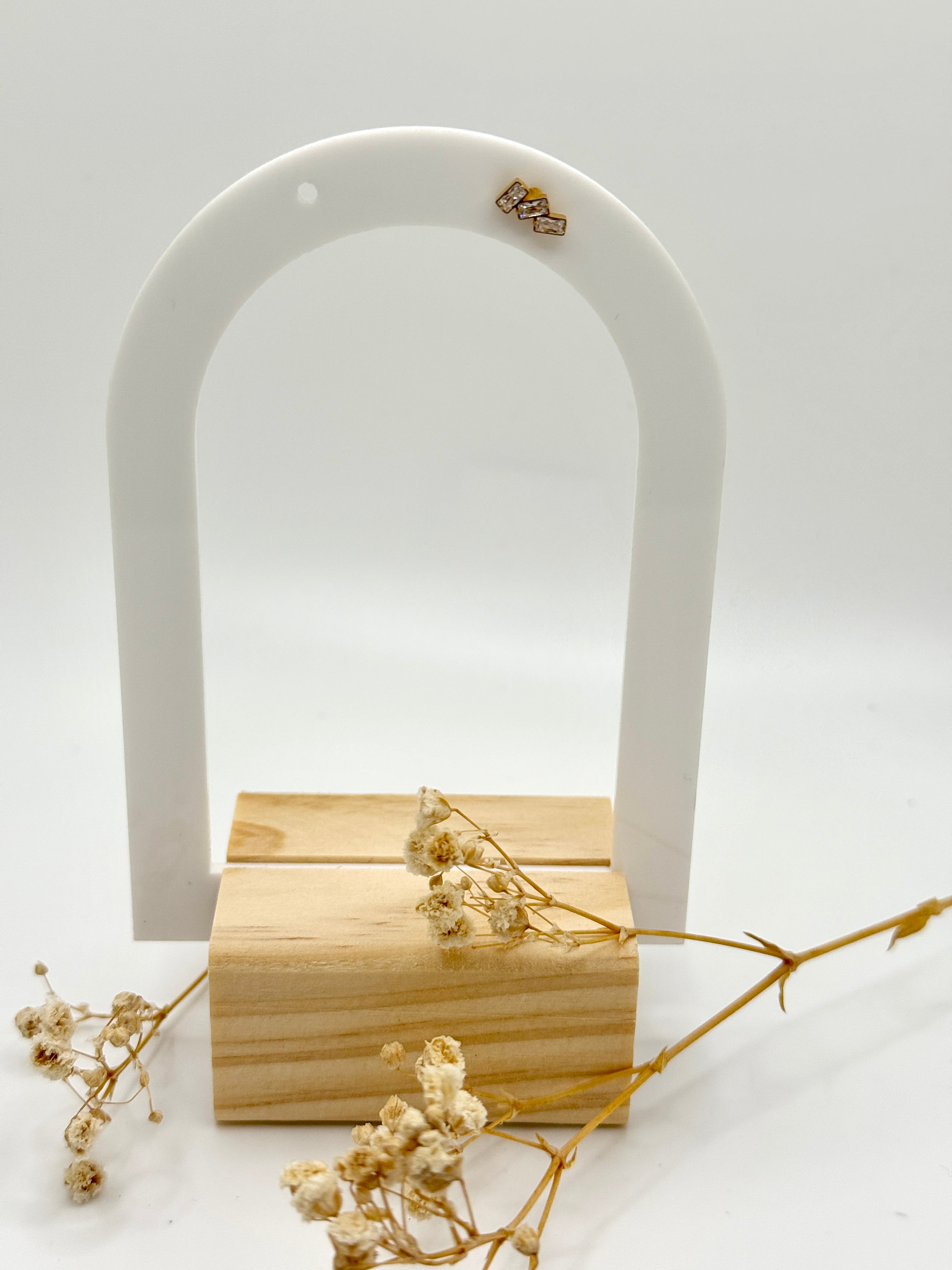 Triple Baguette Flat Back