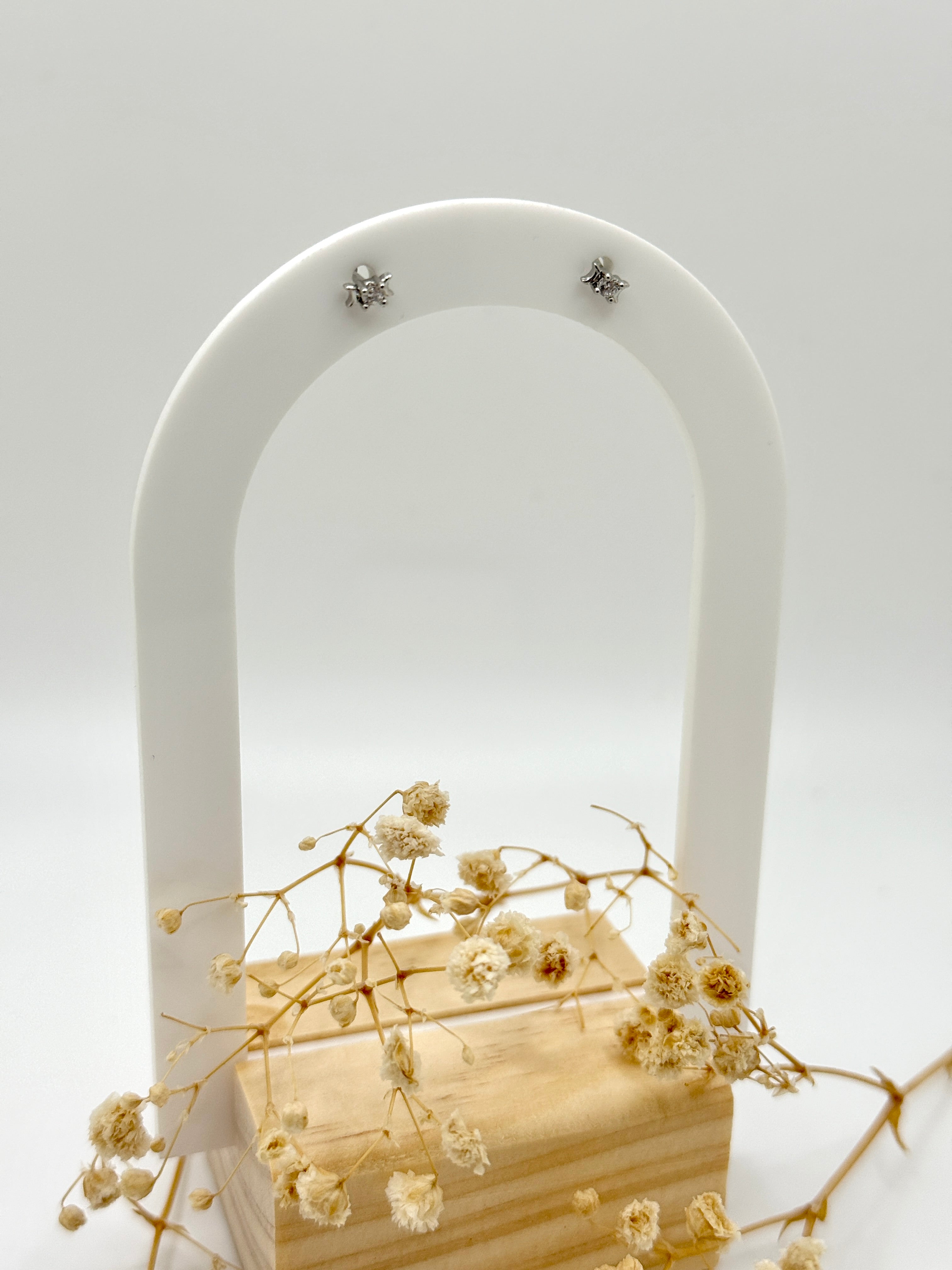 Double Moons Flat Back