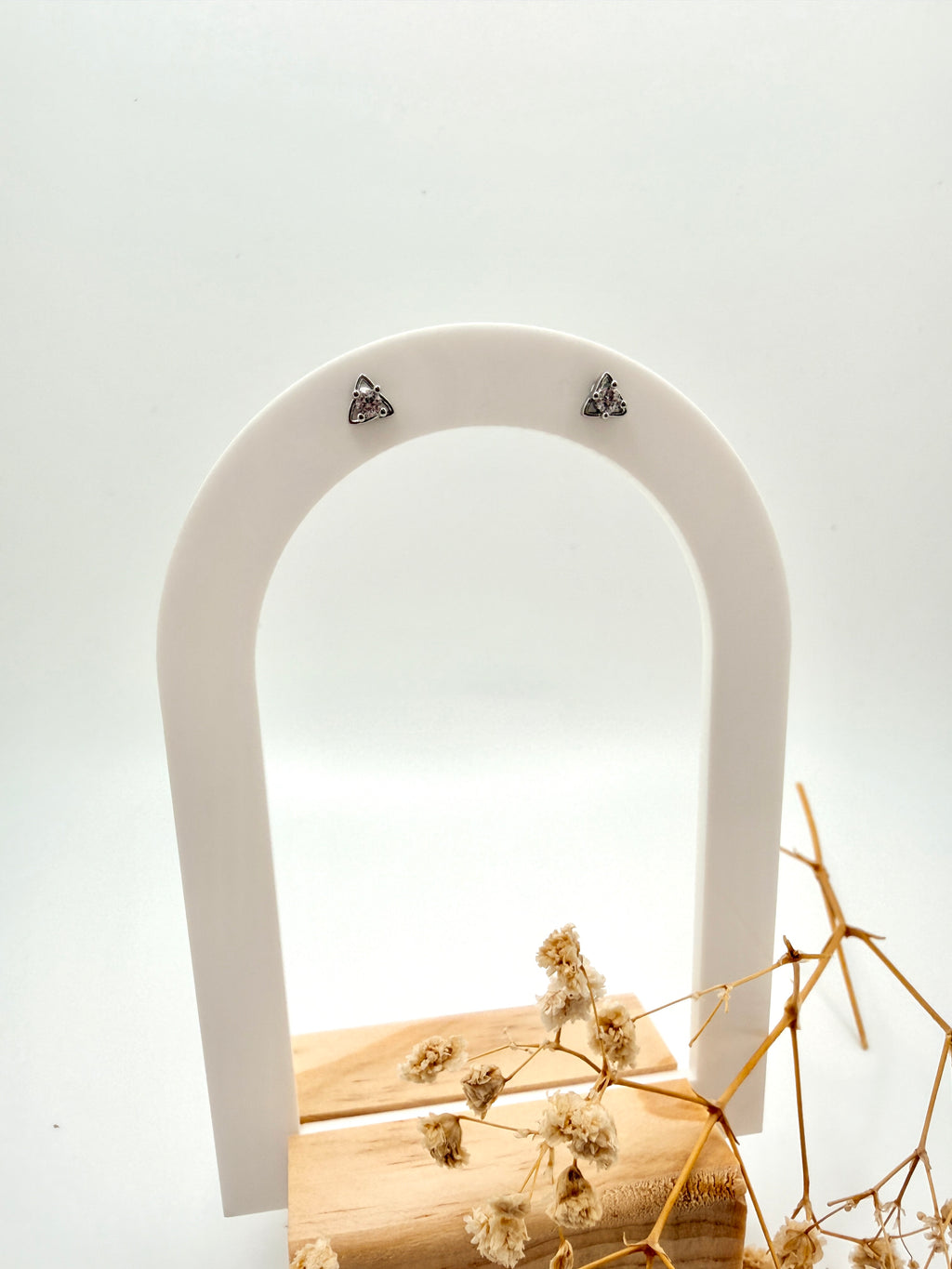 Sparkle Triangle Flat Back