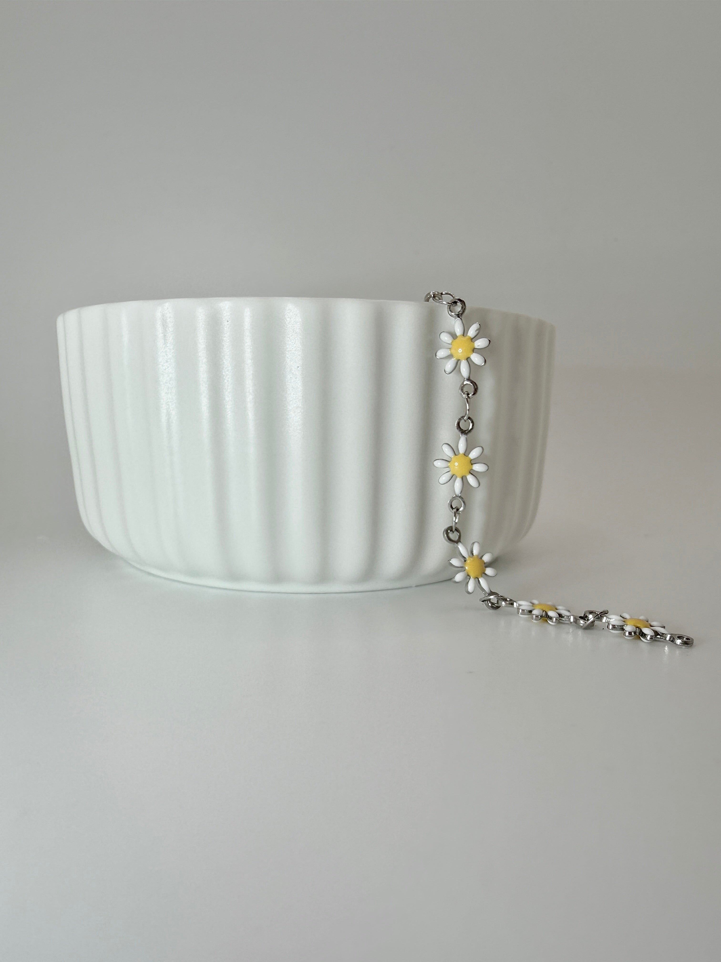 Daisy- White and Silver